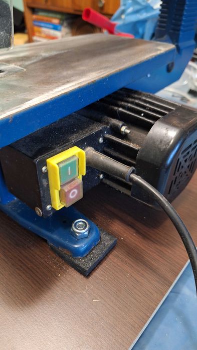 Ferăstrău traforaj electric de banc Hanseatic