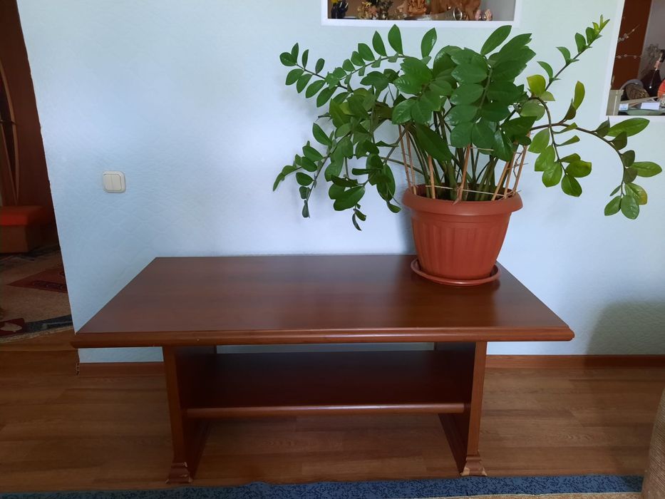 Продам диван с креслом