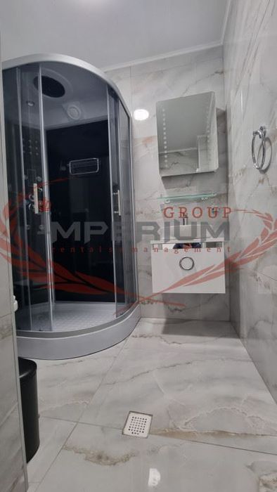 Дава се под наем Тристаен апартамент в Варна, Колхозен пазар - 90 кв.м за 612 € - Снимка #8