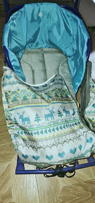 Продам санки с  теплым чехлом Nika