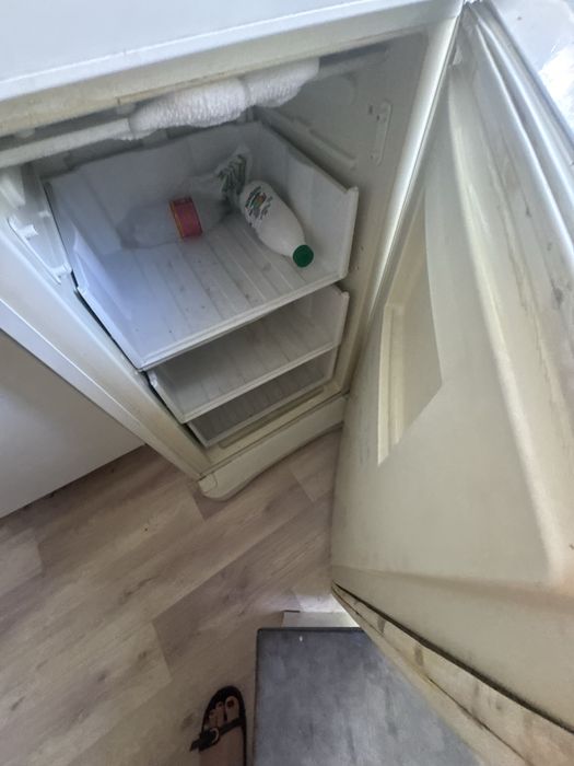 Холодильник на запчасти