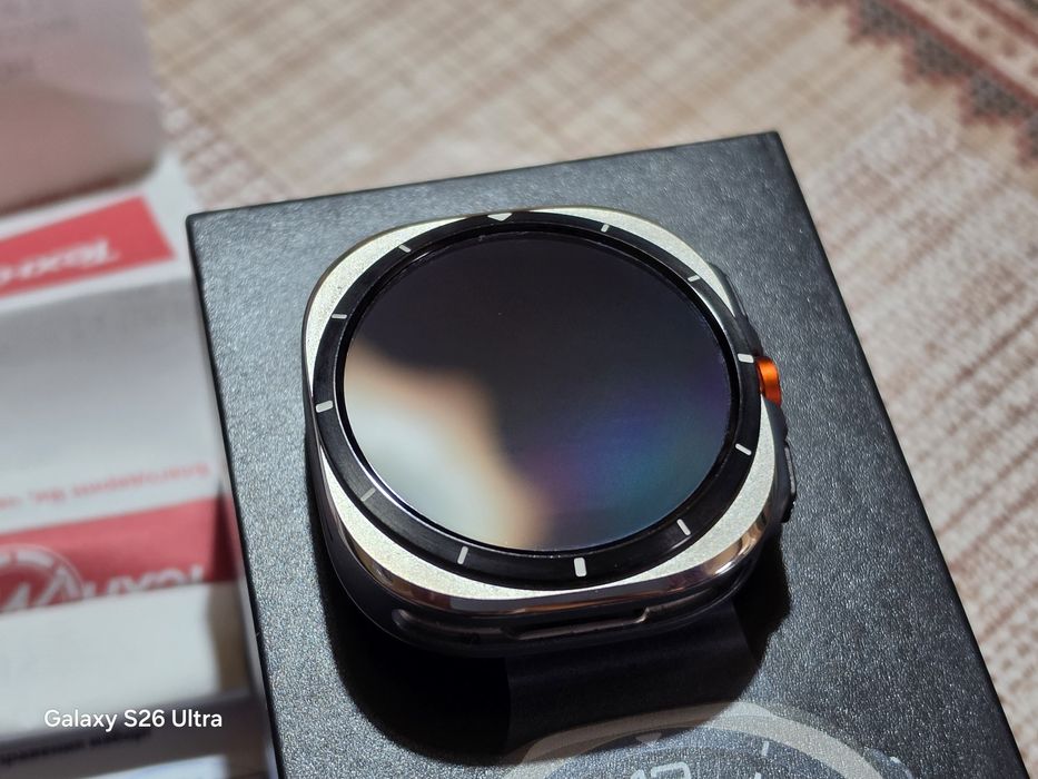 Samsung Galaxy Watch Ultra Titanium Silver! Гаранция! Като Нов!