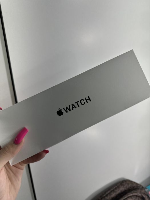 Продам оригинал Apple Watch