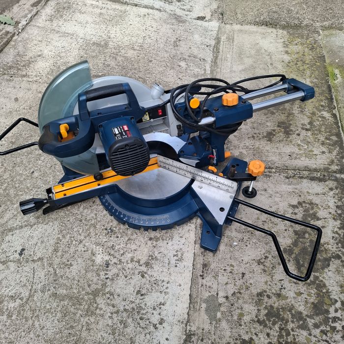 Fierăstrău Circular staționar RYOBI model EMS-2431SCL  stare bună
