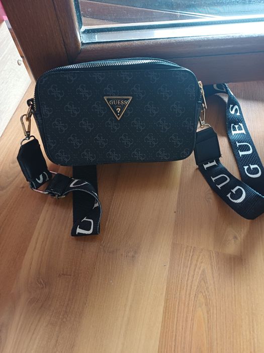 Дамска чанта Guess 15евро!