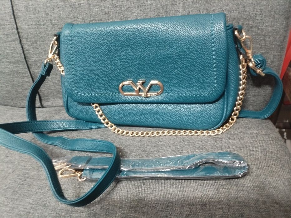 Дамска чанта с три дръжки