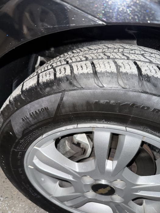 Nexia 3 qora sotiladi