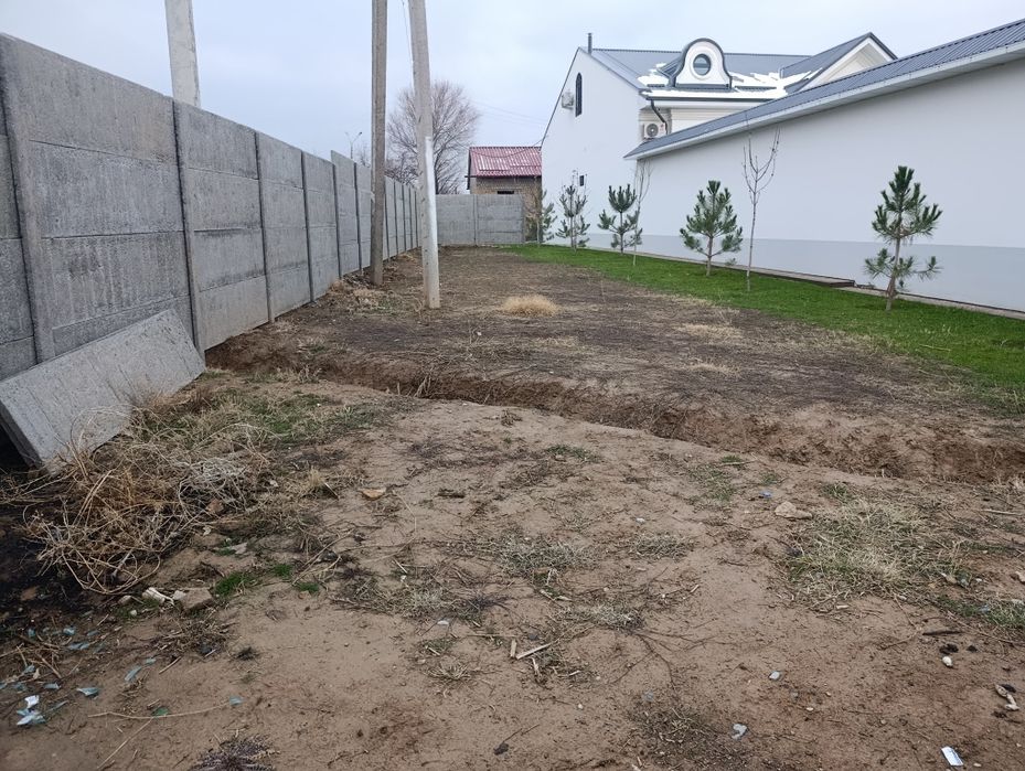 3 sotix yer sotiladi Qibray tumanida