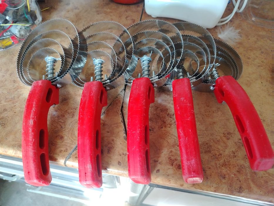 Щётки для животных