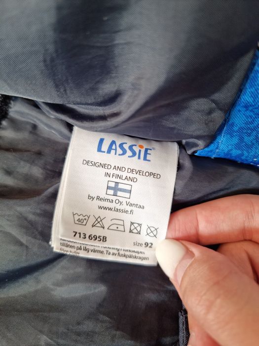 Продам комплект куртка/штаны Лесси