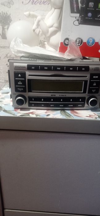 Три автомагнитолы