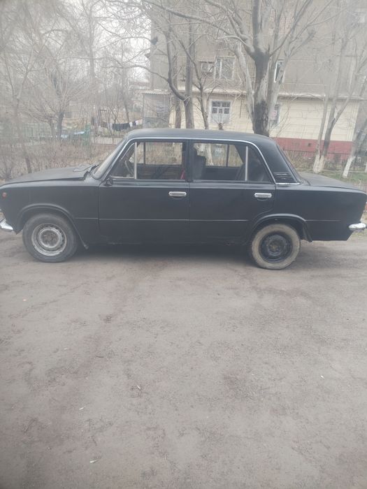 Продаётся автомобиль в среднем состоянии