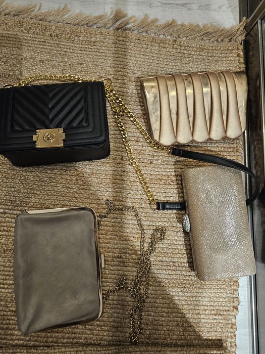 Лот малки чанти клъчове и др