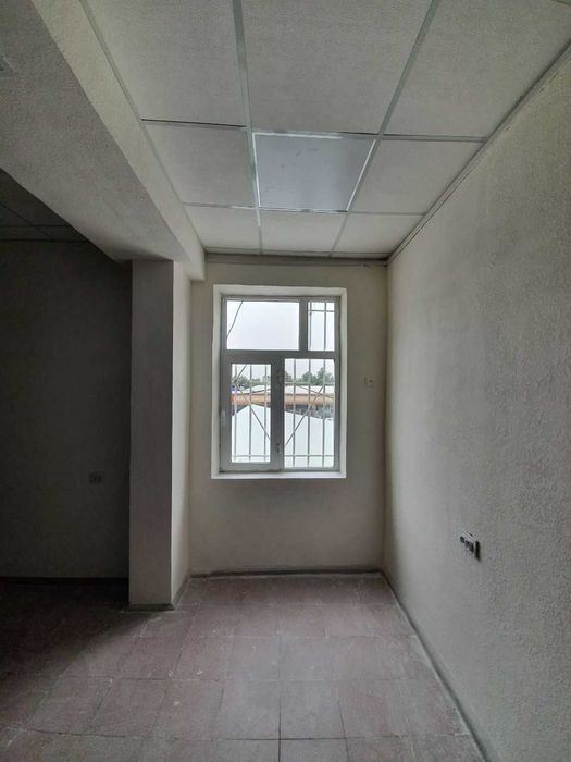 ПРОДАЕТСЯ Офис помещение 130 кв м 2 ЭТАЖ