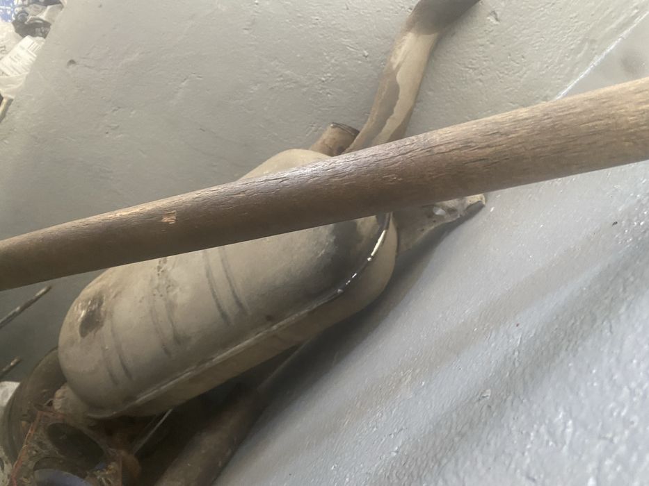 Продам глушитель