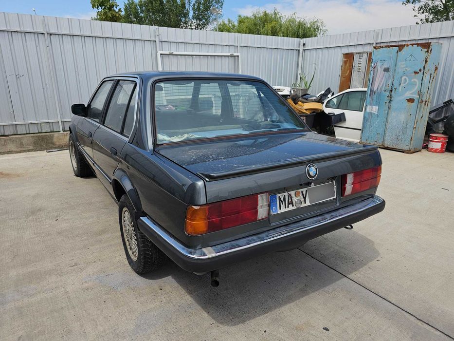BMW Seria 3 1987 — imagine 2