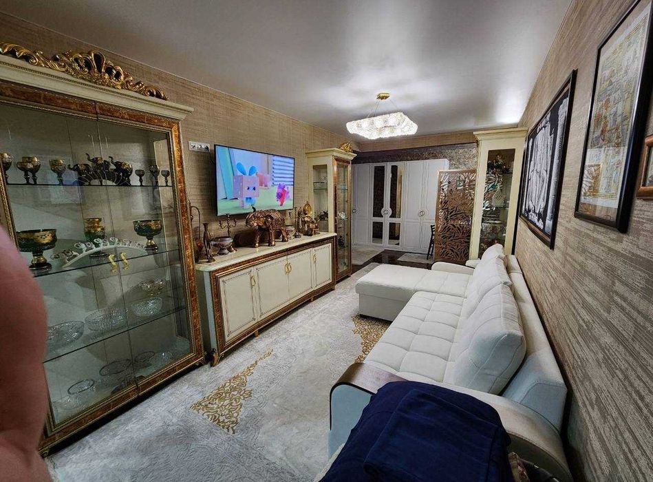 Евро 4х-ком   2-Этаж  Ц-5   площадь 90м2