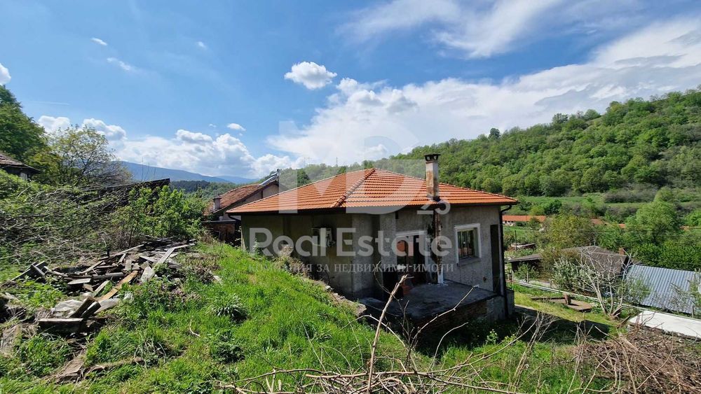 Къща в град Белово!Канализация!Асфалтова улица!