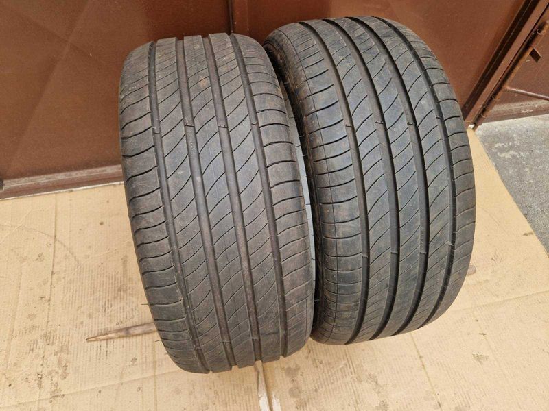 2 Michelin R18 225/40
летни гуми
DOT0423