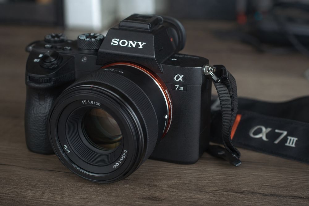 Sony a7 III până în 20000 cadre și 50 mm f 1.8