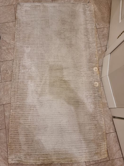 Килим вискоза цвят крем 1.50 м на 0.80 м