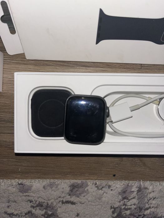Apple watch series 4