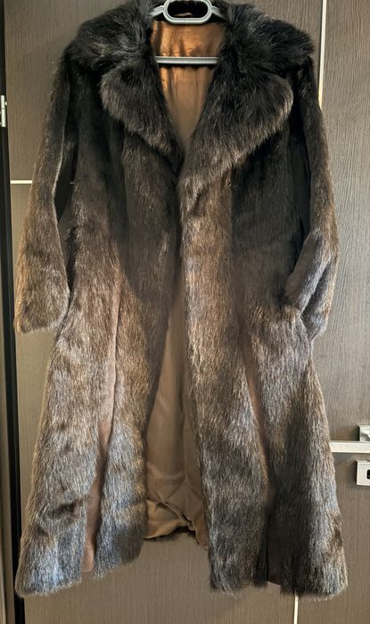 Haina blana naturala nutrie