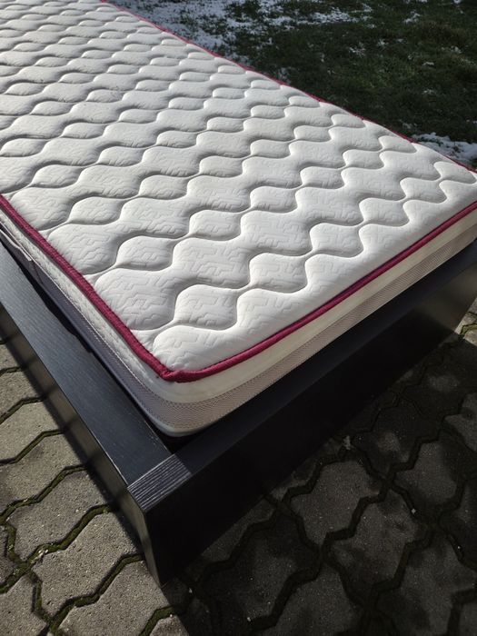 Единично легло икеа