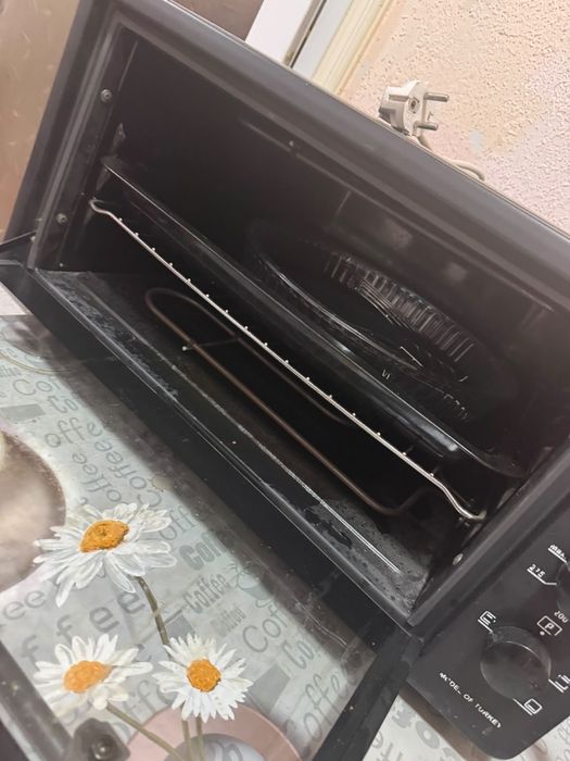 Продаётся духовка хорошее состояние