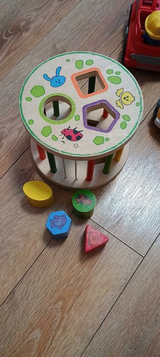 Лот играчки за дете