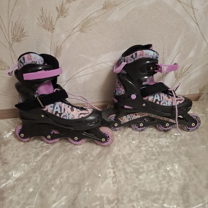 Продам РОЛИКОВЫЕ коньки