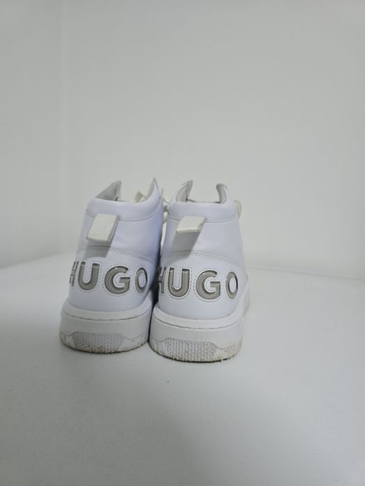 Vând adidasi inalti hugo