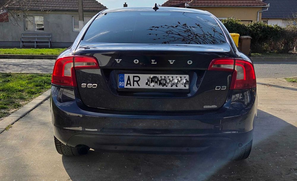 VOLVO S60 2010 — imagine 2