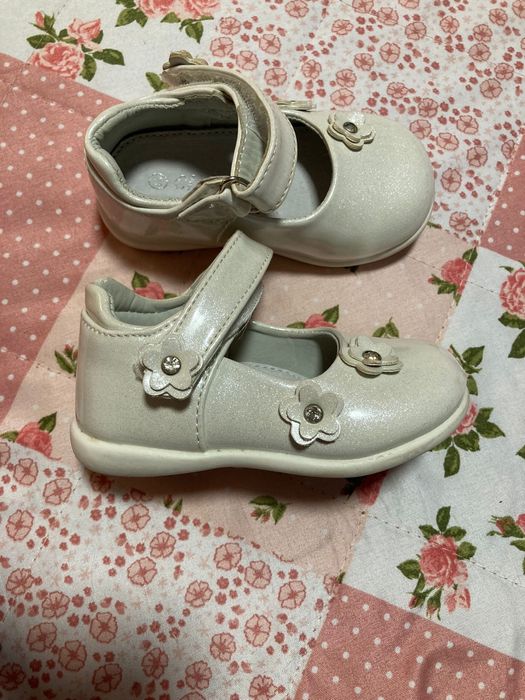 Set rochita catifea si pantofiori fetita