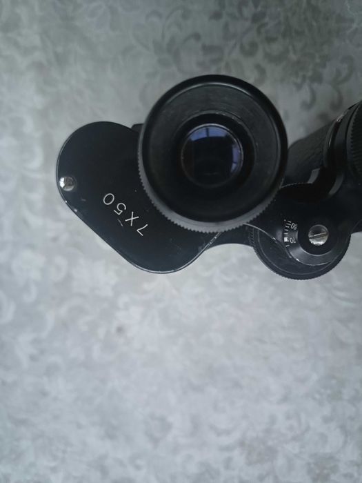 Бинокъл -FVF  west Berlin 7x50