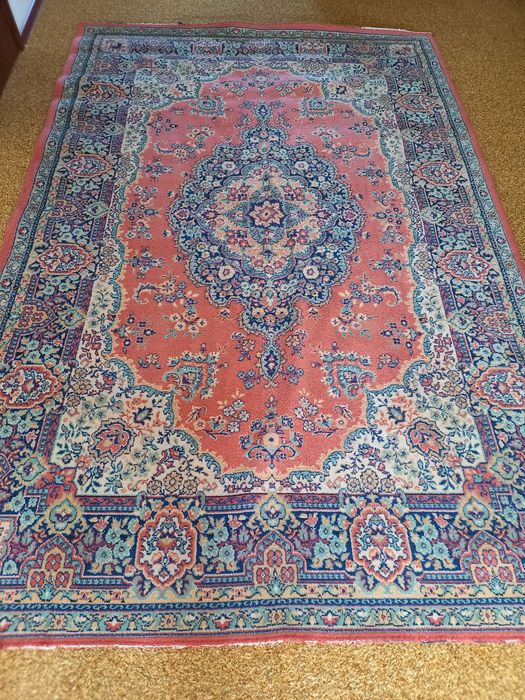 Продам  ковер Б/у