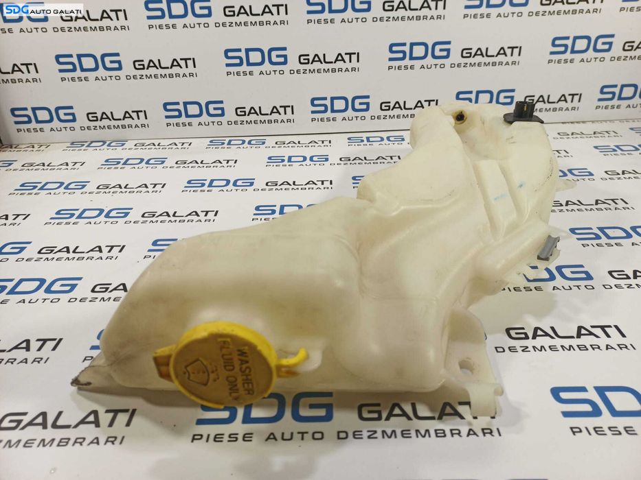 Vas Stropgel Rezervor Lichid Parbriz Fiat Freemont 2008 - 2016 Cod 05116307AA [L1307]
