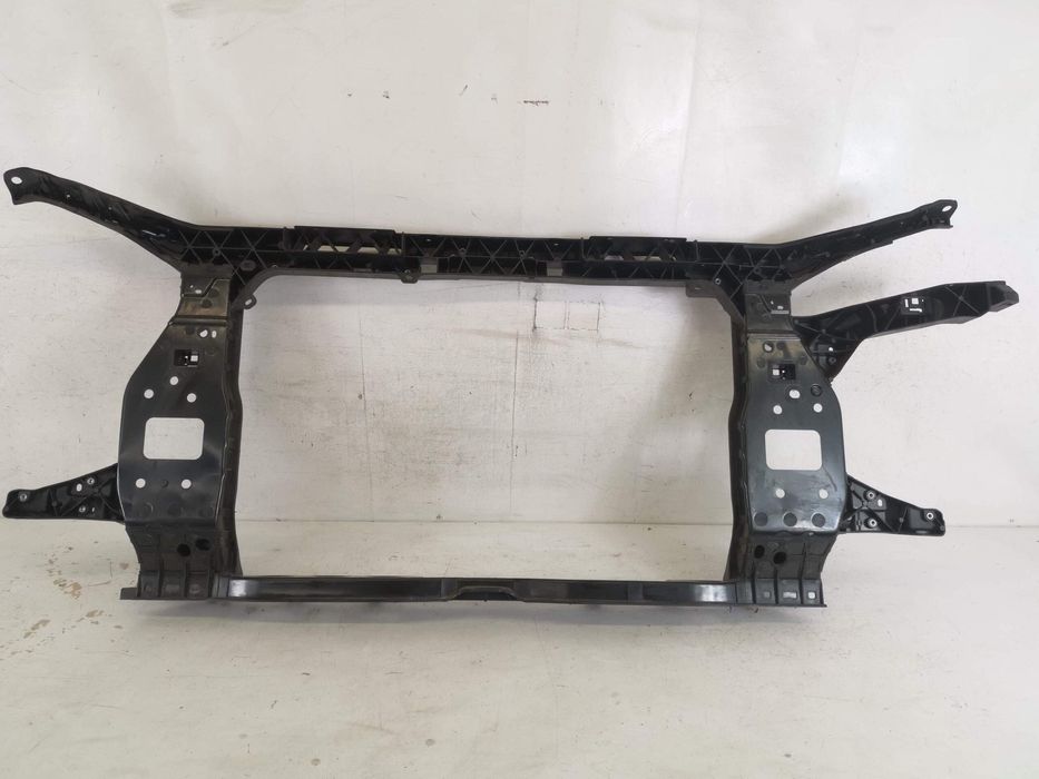 Предна траверса Хюндай Тусон / Hyundai Tucson Оригинална Повредена