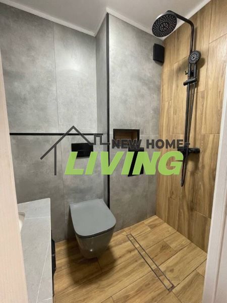 Продава се Тристаен апартамент в Пловдив, Христо Смирненски - 70 кв.м за 2057 €/кв.м - Снимка #6