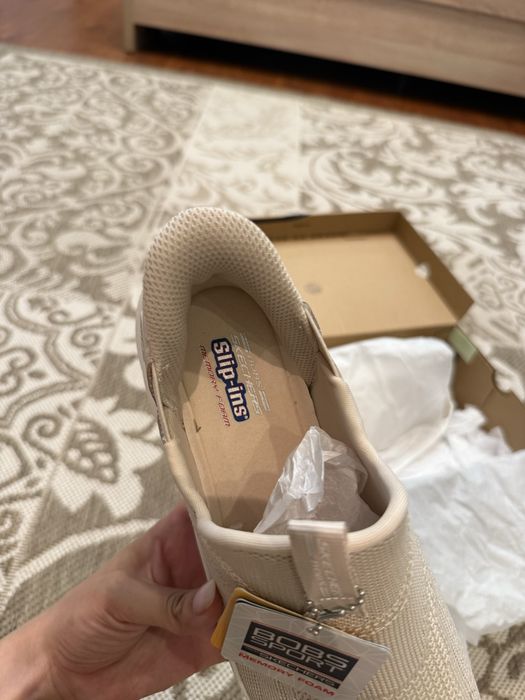 Женские кроссовки Skechers