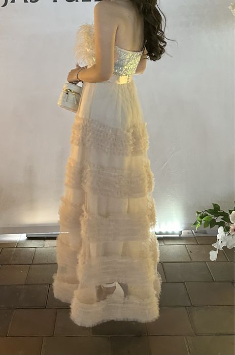 Шикарное, вечернее платье на выпускной балл