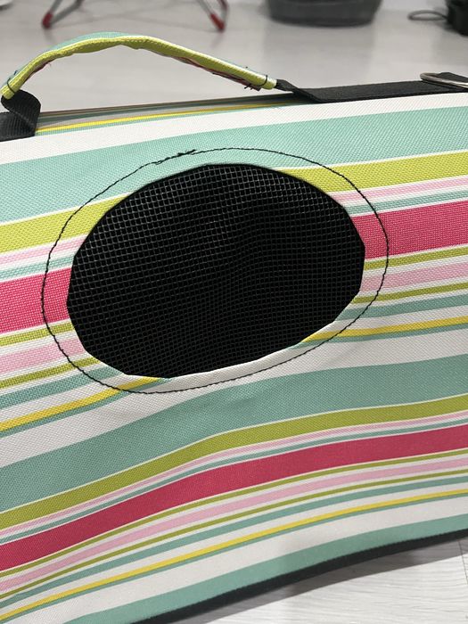 Переноска для кошек и собак