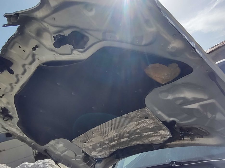 Преден Капак MERCEDES E class W211 V6 OM642 4matic Tmodel