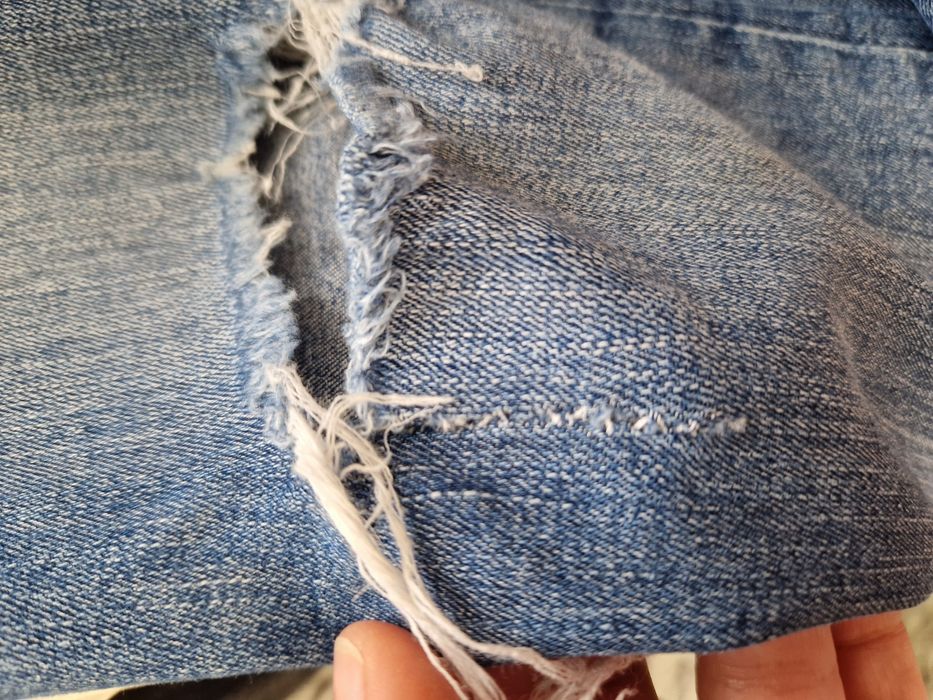 Blugi zara marimea 28