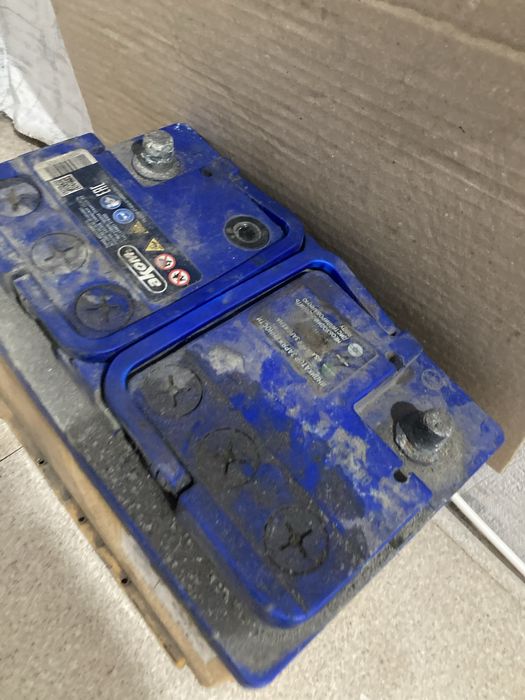 Аккумулятор 75, полярность обратная