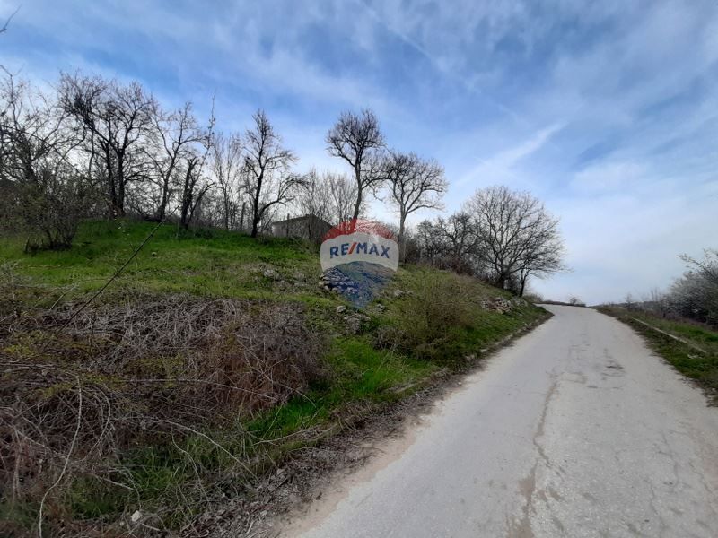 Продава се Парцел в с. Кичево, Област Варна - 1211 кв.м за 18 €/кв.м - Снимка #2