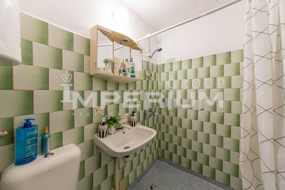 Продава се Двустаен апартамент в Варна, Левски - 41 кв.м за 2803 €/кв.м - Снимка #11