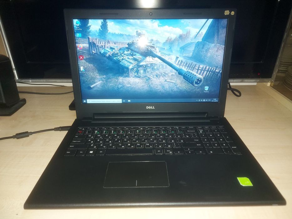 Продам ноутбук dell insprion