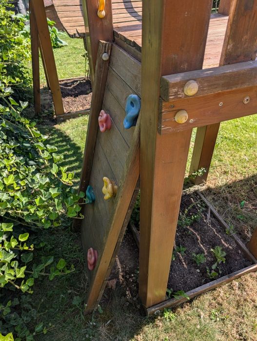 Loc de joaca cu casuta din lemn si tobogan  Jungle Gym
