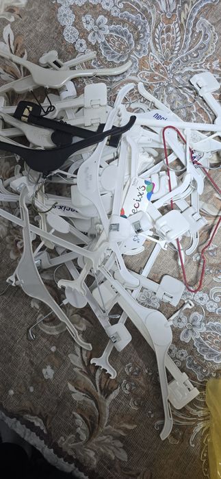 Для детские вещи вешалки